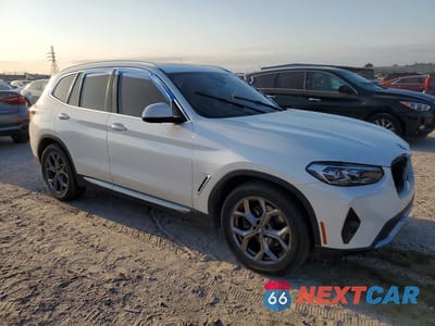 Czwarte zdjęcie samochodu z boku: 2022 BMW X3 SDRIVE30I VIN:5UX43DP07N9L98752 - miniatura