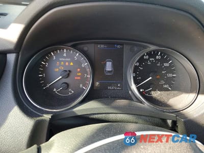 Zdjęcie 9 z 13 samochodu: 2018 NISSAN ROGUE S VIN:5N1AT2MT2JC711920 - miniatura