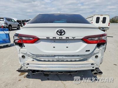 Zdjęcie 6 z 13 samochodu: 2023 TOYOTA CAMRY SE VIN:4T1G11AK0PU154580 - miniatura