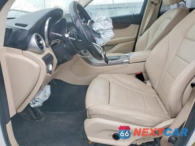 Zdjęcie 7 z 12 samochodu: 2021 MERCEDES-BENZ GLC 300 4MATIC VIN:W1N0G8EB1MF918775 - miniatura