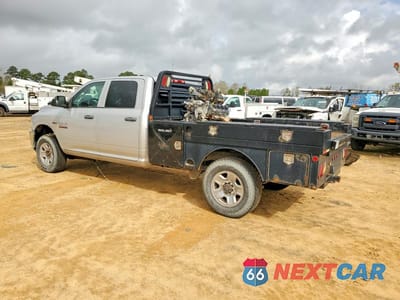 Drugie zdjęcie samochodu z przodu: 2018 RAM 2500 ST 4WD 6.4L V8 VIN:3C6UR5HJ5JG239677 - miniatura