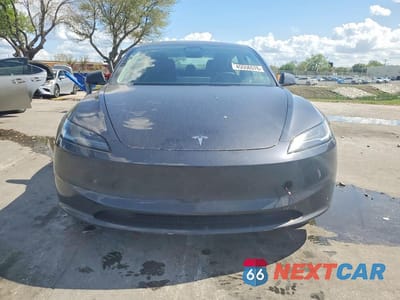 Piąte zdjęcie samochodu w środku: 2025 TESLA MODEL 3 VIN:5YJ3E1EA0SF912962 - miniatura