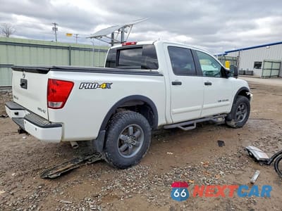 Trzecie zdjęcie samochodu z tyłu: 2013 NISSAN TITAN VIN:1N6AA0EC9DN310917 - miniatura