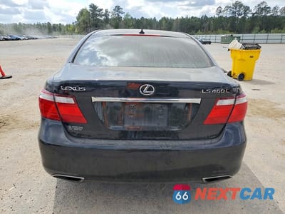 Zdjęcie 6 z 12 samochodu: 2007 LEXUS IS 460 VIN:JTHGL46F375012079 - miniatura