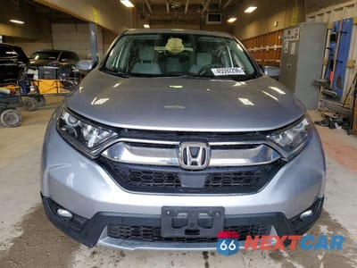 Piąte zdjęcie samochodu w środku: 2018 HONDA CR-V EX VIN:7FARW2H52JE017035 - miniatura