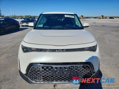 Piąte zdjęcie samochodu w środku: 2023 KIA SOUL EX VIN:KNDJ33AU2P7862166 - miniatura