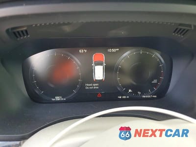 Zdjęcie 9 z 12 samochodu: 2021 VOLVO XC60 T5 MOMENTUM VIN:YV4102RK6M1737933 - miniatura