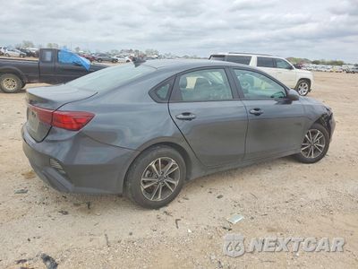 Trzecie zdjęcie samochodu z tyłu: 2024 KIA FORTE LXS VIN:3KPF24ADXRE799089 - miniatura