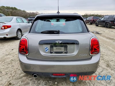 Zdjęcie 6 z 13 samochodu: 2021 MINI COOPER VIN:WMWXU7C03M2N00720 - miniatura