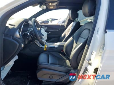 Zdjęcie 7 z 14 samochodu: 2022 MERCEDES-BENZ GLC 300 4MATIC VIN:W1N0G8EB0NV398320 - miniatura