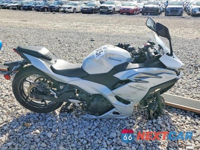 2025 KAWASAKI EX500 H ML5EXGH19SDA62562 - główne zdjęcie licytacji z USA - miniatura