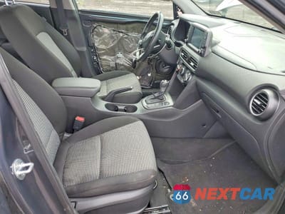 Zdjęcie 7 z 14 samochodu: 2018 HYUNDAI KONA SEL VIN:KM8K6CAA6JU085674 - miniatura