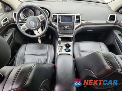 Zdjęcie 8 z 11 samochodu: 2012 JEEP GRAND CHEROKEE LAREDO VIN:1C4RJFAG9CC219903 - miniatura