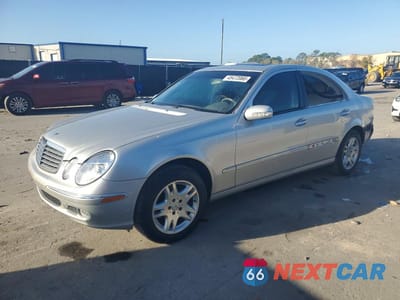 2004 MERCEDES-BENZ E 320 WDBUF65J64A469158 - główne zdjęcie licytacji z USA - miniatura