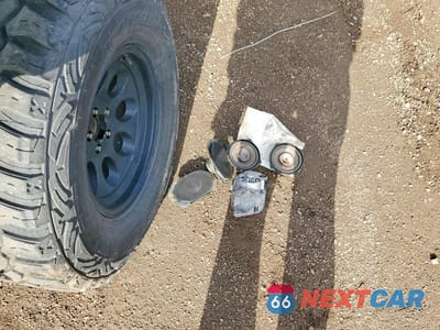 Zdjęcie 12 z 12 samochodu: 2004 JEEP WRANGLER / TJ SPORT VIN:1J4FA49S84P801236 - miniatura