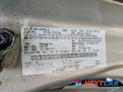 Zdjęcie 12 z 12 samochodu: 2016 FORD FOCUS TITANIUM VIN:1FADP3N2XGL302922 - miniatura