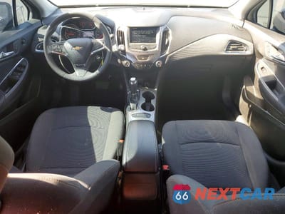 Zdjęcie 8 z 12 samochodu: 2019 CHEVROLET CRUZE LS VIN:3G1BC6SM6KS588624 - miniatura