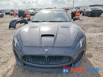 Piąte zdjęcie samochodu w środku: 2015 MASERATI GRANTURISMO S VIN:ZAM45VLA6F0131152 - miniatura