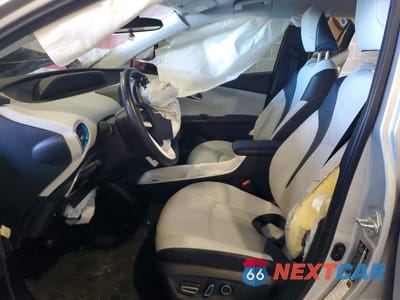 Zdjęcie 7 z 12 samochodu: 2017 TOYOTA PRIUS PRIME ADVANCED VIN:JTDKARFP8H3055546 - miniatura