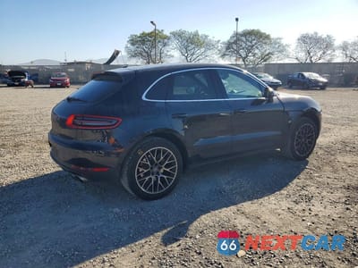Trzecie zdjęcie samochodu z tyłu: 2018 PORSCHE MACAN S VIN:WP1AB2A5XJLB35294 - miniatura