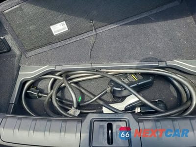 Zdjęcie 7 z 11 samochodu: 2021 PORSCHE TAYCAN VIN:WP0AA2Y16MSA18753 - miniatura