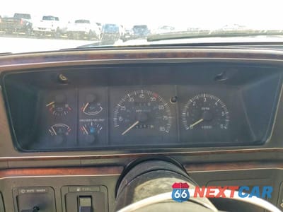 Zdjęcie 9 z 13 samochodu: 1990 FORD F250 VIN:1FTHF26H8LPA30773 - miniatura