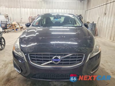 Piąte zdjęcie samochodu w środku: 2013 VOLVO S60 T5 VIN:YV1612FSXD2203641 - miniatura