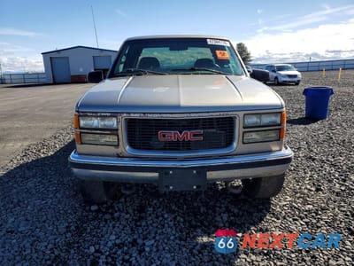 Piąte zdjęcie samochodu w środku: 2000 GMC SIERRA K2500 VIN:1GTGK29J9YF431154 - miniatura