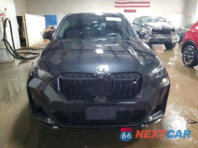 Piąte zdjęcie samochodu w środku: 2025 BMW X1 M35I VIN:WBX13EF03S5252334 - miniatura