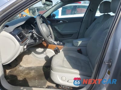 Zdjęcie 7 z 12 samochodu: 2012 AUDI A6 VIN:WAUGGAFC1CN138748 - miniatura