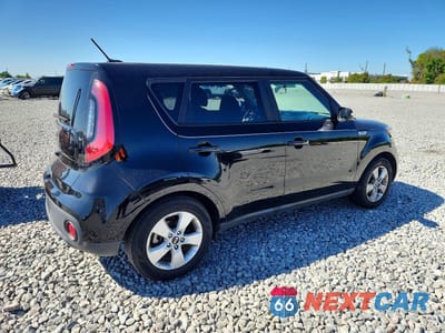 Trzecie zdjęcie samochodu z tyłu: 2019 KIA SOUL BASE VIN:KNDJN2A23K7022232 - miniatura