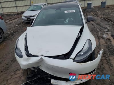 Piąte zdjęcie samochodu w środku: 2022 TESLA MODEL 3 VIN:5YJ3E1EB1NF174294 - miniatura