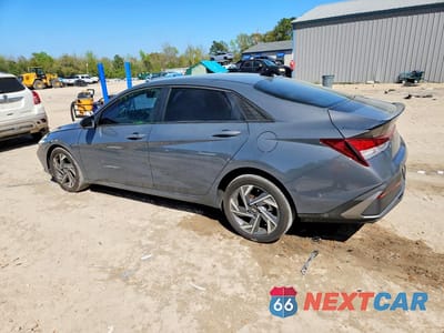 Drugie zdjęcie samochodu z przodu: 2025 HYUNDAI ELANTRA SEL SPORT VIN:KMHLM4DG5SU932430 - miniatura