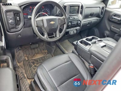 Zdjęcie 8 z 11 samochodu: 2019 CHEVROLET SILVERADO C1500 VIN:3GCNWAEH7KG178639 - miniatura