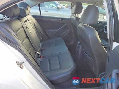 Zdjęcie 10 z 12 samochodu: 2012 VOLKSWAGEN JETTA SE VIN:3VWDP7AJ4CM375417 - miniatura