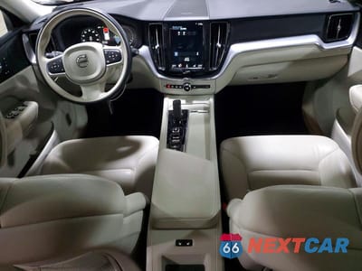Zdjęcie 8 z 13 samochodu: 2020 VOLVO XC60 T8 MOMENTUM VIN:YV4BR0DK7L1516359 - miniatura