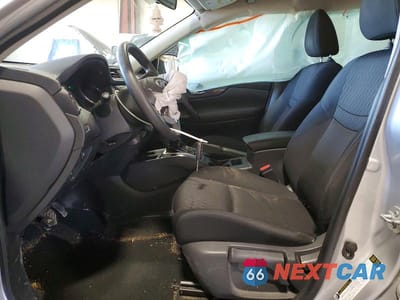 Zdjęcie 7 z 12 samochodu: 2018 NISSAN ROGUE S VIN:KNMAT2MV1JP580283 - miniatura