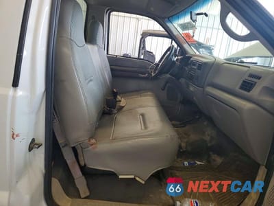 Zdjęcie 10 z 12 samochodu: 2001 FORD F250 SUPER DUTY VIN:1FTNF21L81EB09948 - miniatura