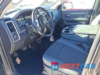 Zdjęcie 7 z 12 samochodu: 2017 RAM 3500 VIN:3C63R3LL1HG778199 - miniatura