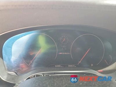 Zdjęcie 9 z 11 samochodu: 2019 BMW M550XI VIN:WBAJB9C58KB464295 - miniatura