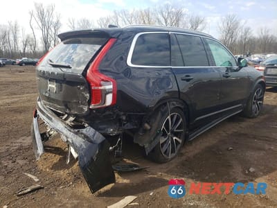 Trzecie zdjęcie samochodu z tyłu: 2021 VOLVO XC90 T6 MOMENTUM VIN:YV4A22PK3M1718205 - miniatura
