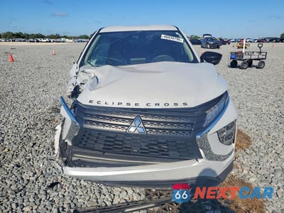 Piąte zdjęcie samochodu w środku: 2024 MITSUBISHI ECLIPSE CROSS LE VIN:JA4ATVAA1RZ049713 - miniatura