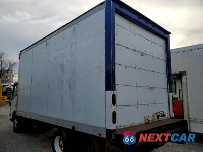 Drugie zdjęcie samochodu z przodu: 2011 ISUZU NPR VIN:JALC4W160B7006316 - miniatura