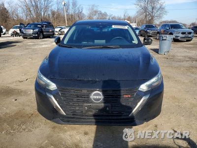 Piąte zdjęcie samochodu w środku: 2024 NISSAN SENTRA SR VIN:3N1AB8DV4RY294656 - miniatura