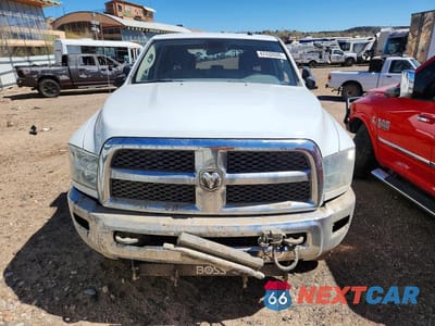 Piąte zdjęcie samochodu w środku: 2014 RAM 2500 ST VIN:3C6UR5HJ2EG314941 - miniatura