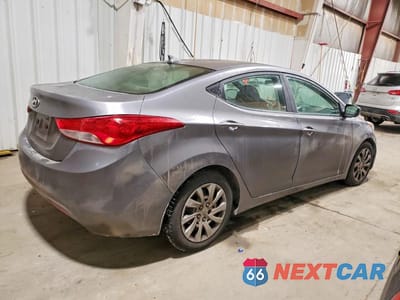 Trzecie zdjęcie samochodu z tyłu: 2012 HYUNDAI ELANTRA GLS VIN:5NPDH4AE8CH078884 - miniatura