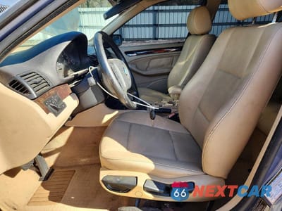 Zdjęcie 7 z 12 samochodu: 2005 BMW 325 I VIN:WBAEV33455KW19791 - miniatura