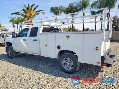 Drugie zdjęcie samochodu z przodu: 2016 CHEVROLET SILVERADO UTILITY / SERVICE TRUCK VIN:1GB2CUEG9GZ256127 - miniatura