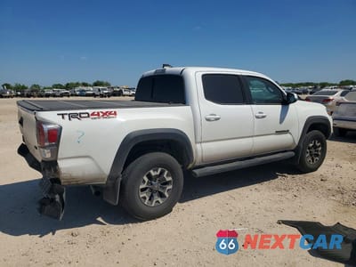 Trzecie zdjęcie samochodu z tyłu: 2022 TOYOTA TACOMA TRD OFF-ROAD VIN:3TMCZ5AN5NM492586 - miniatura