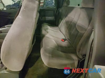 Zdjęcie 10 z 11 samochodu: 2005 GMC NEW SIERRA K1500 VIN:2GTEK19B951213308 - miniatura